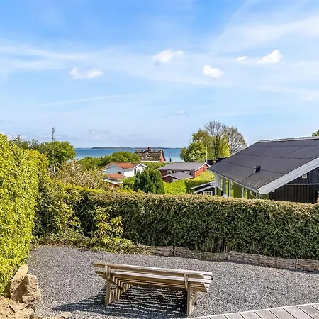 Egonie - 100m From The Sea By Interhome